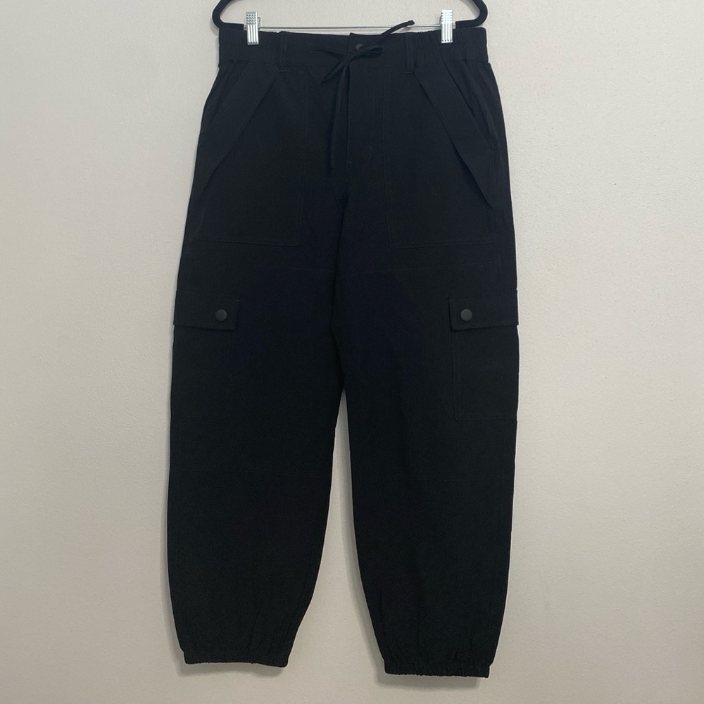CABI 4315 Quantum Cargo Pants Black Size Large EUC - Picture 2 of 9